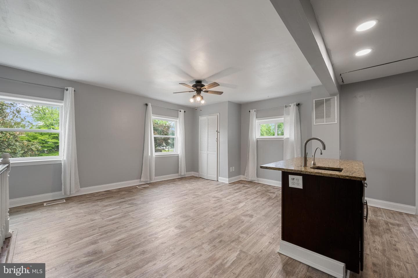 1509 Foltz Avenue photo 12