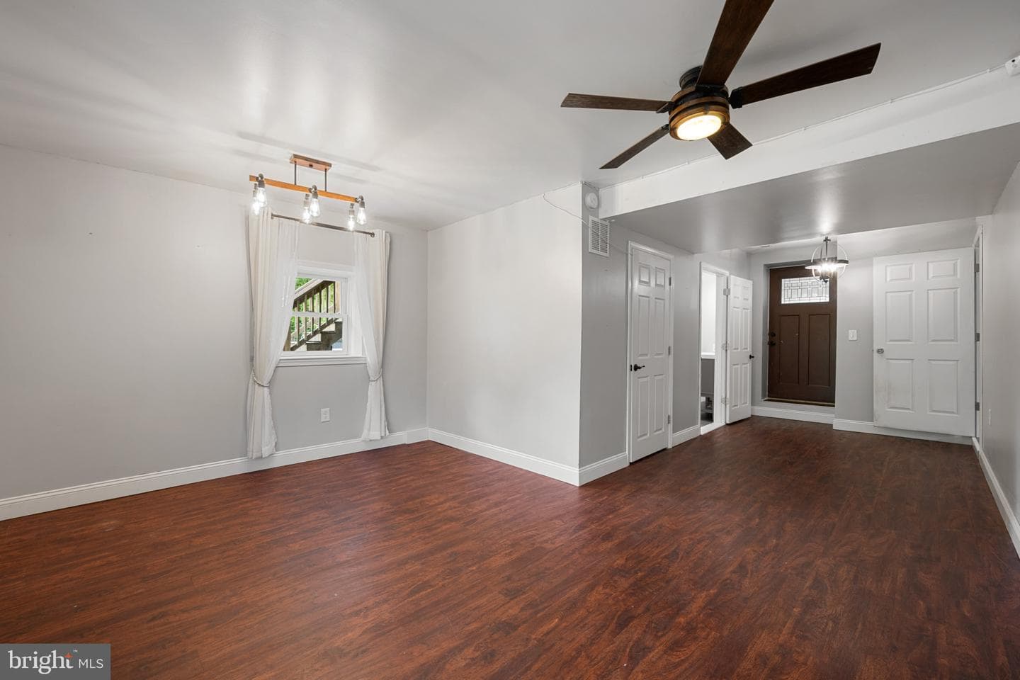 1509 Foltz Avenue photo 5