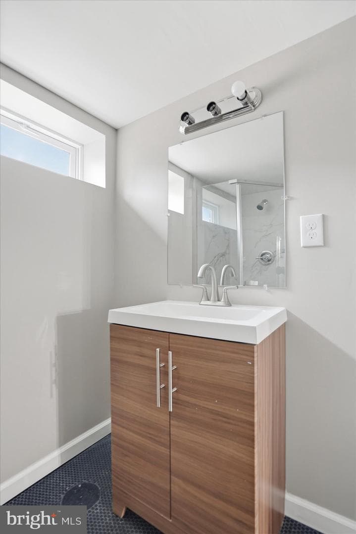 19 Warren Road photo 25