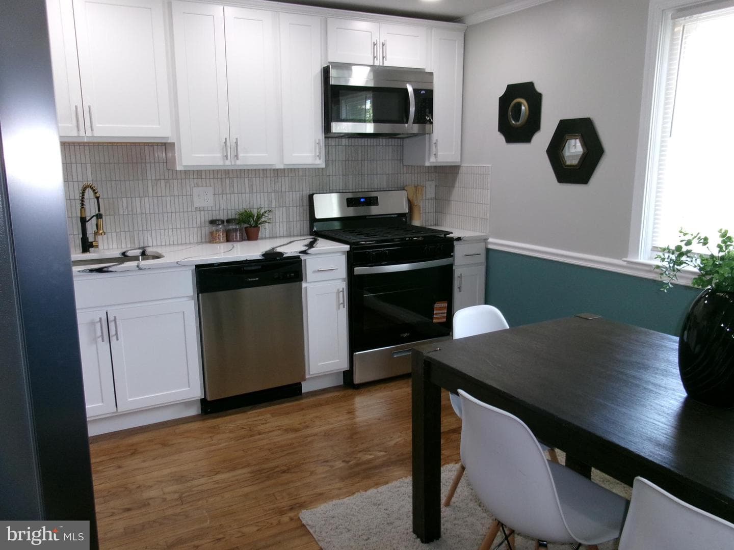 1339 Deanwood Road photo 3