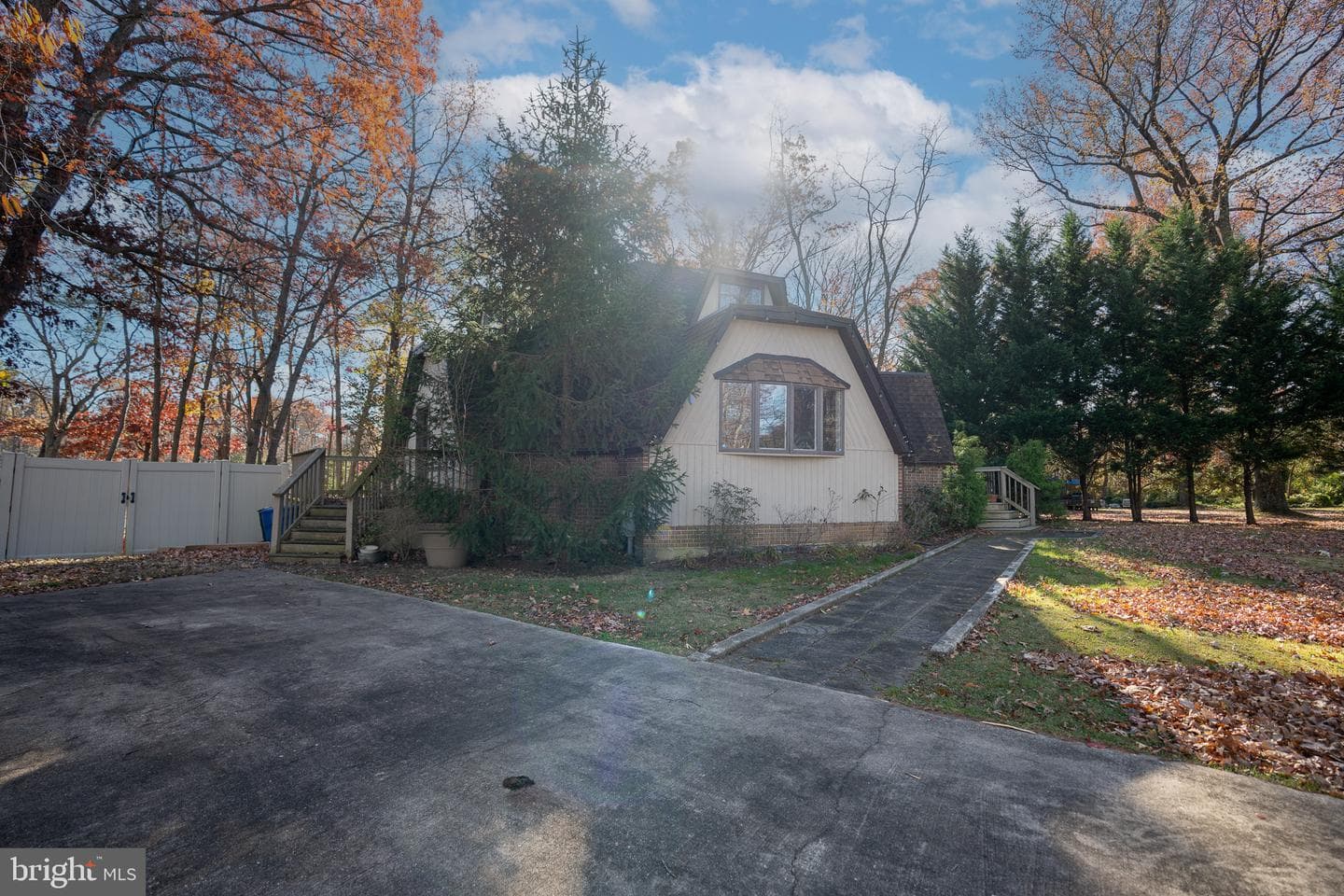 811 Cedar Avenue photo 30