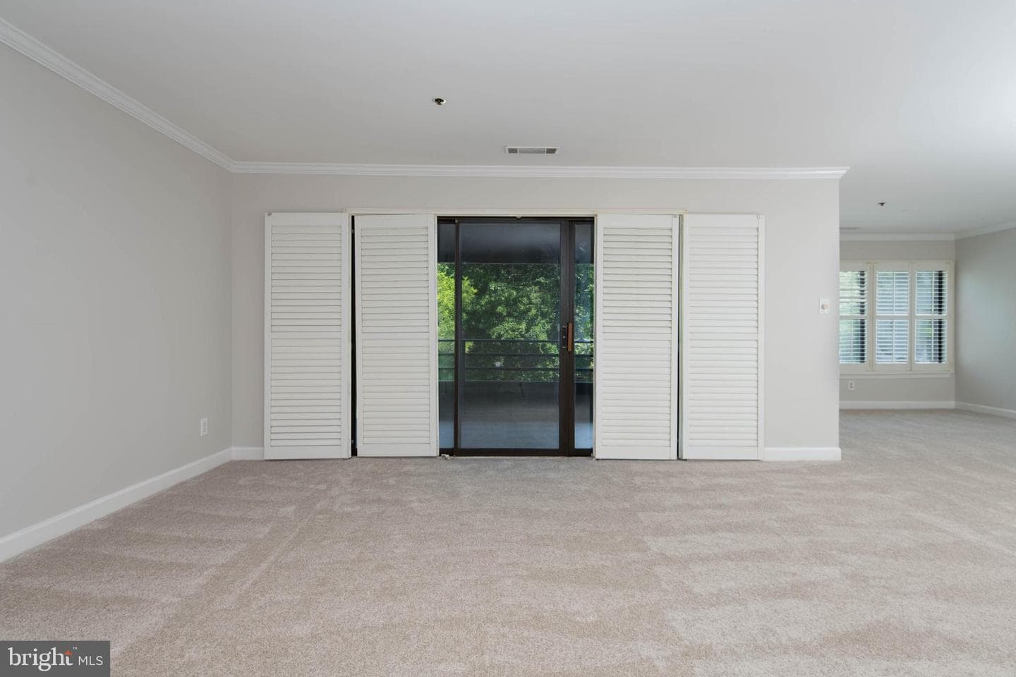 1 Southerly Court #305 photo 8