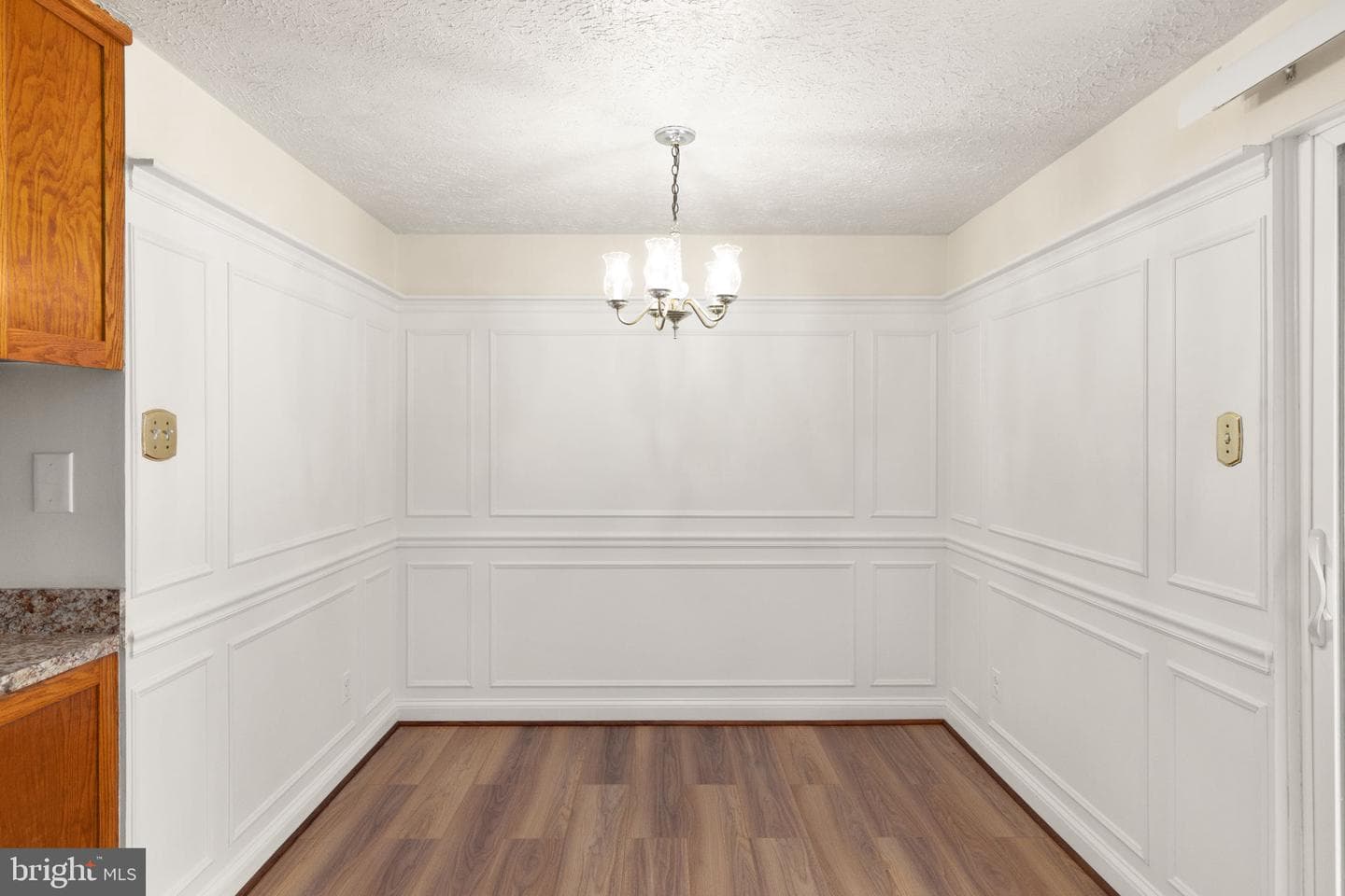 7 Castell Court photo 6