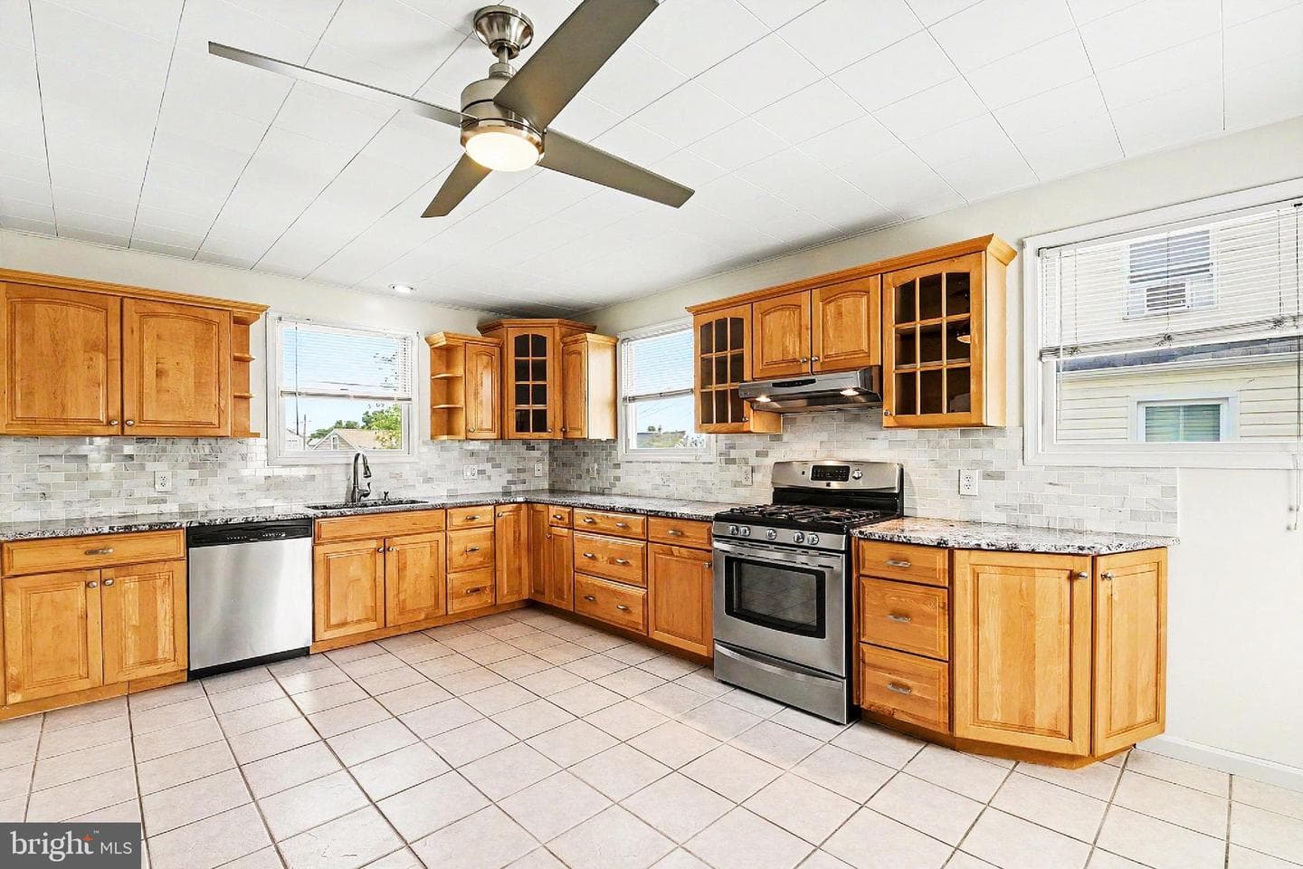 2623 Ambler Road photo 8