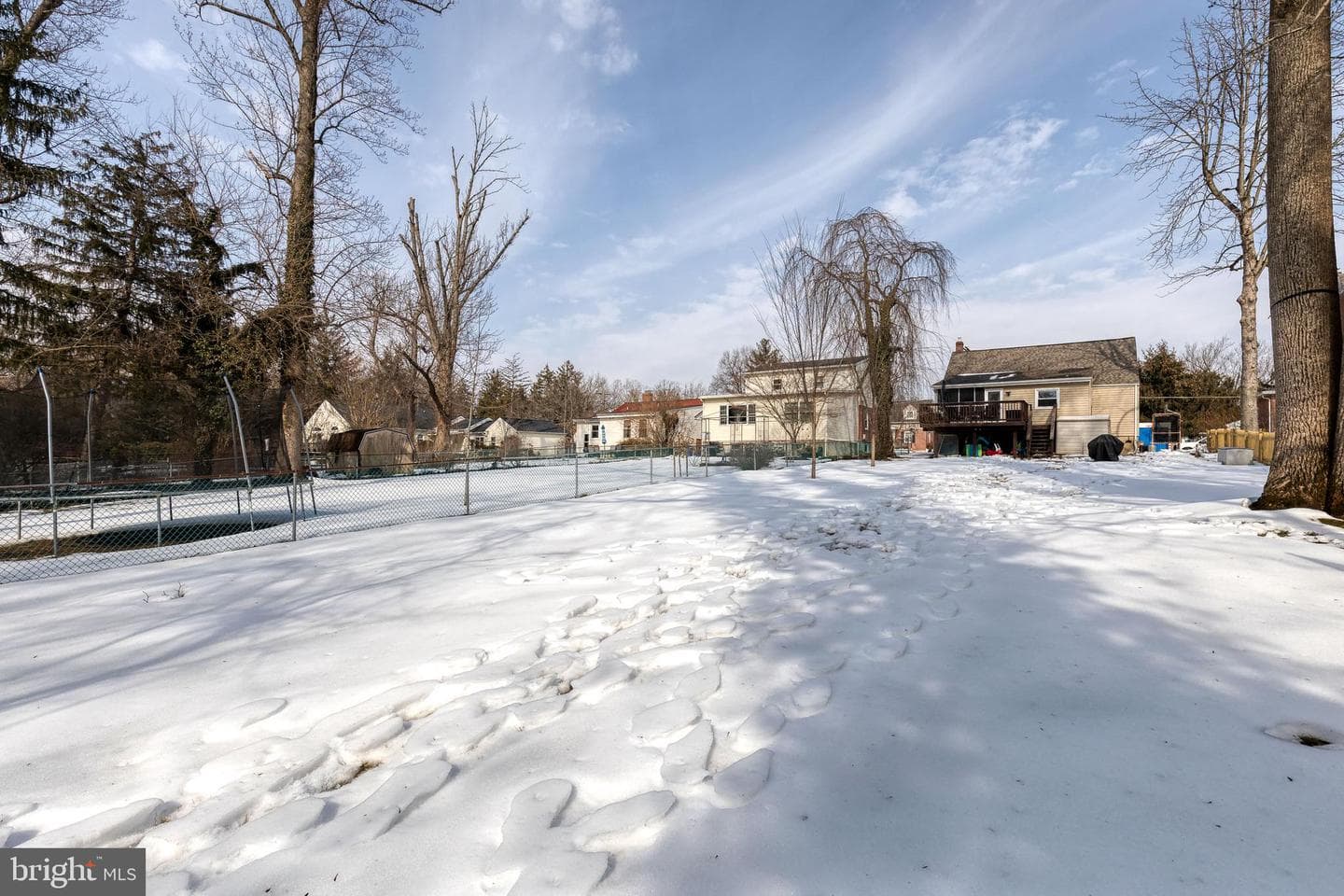 611 Goucher Avenue photo 40