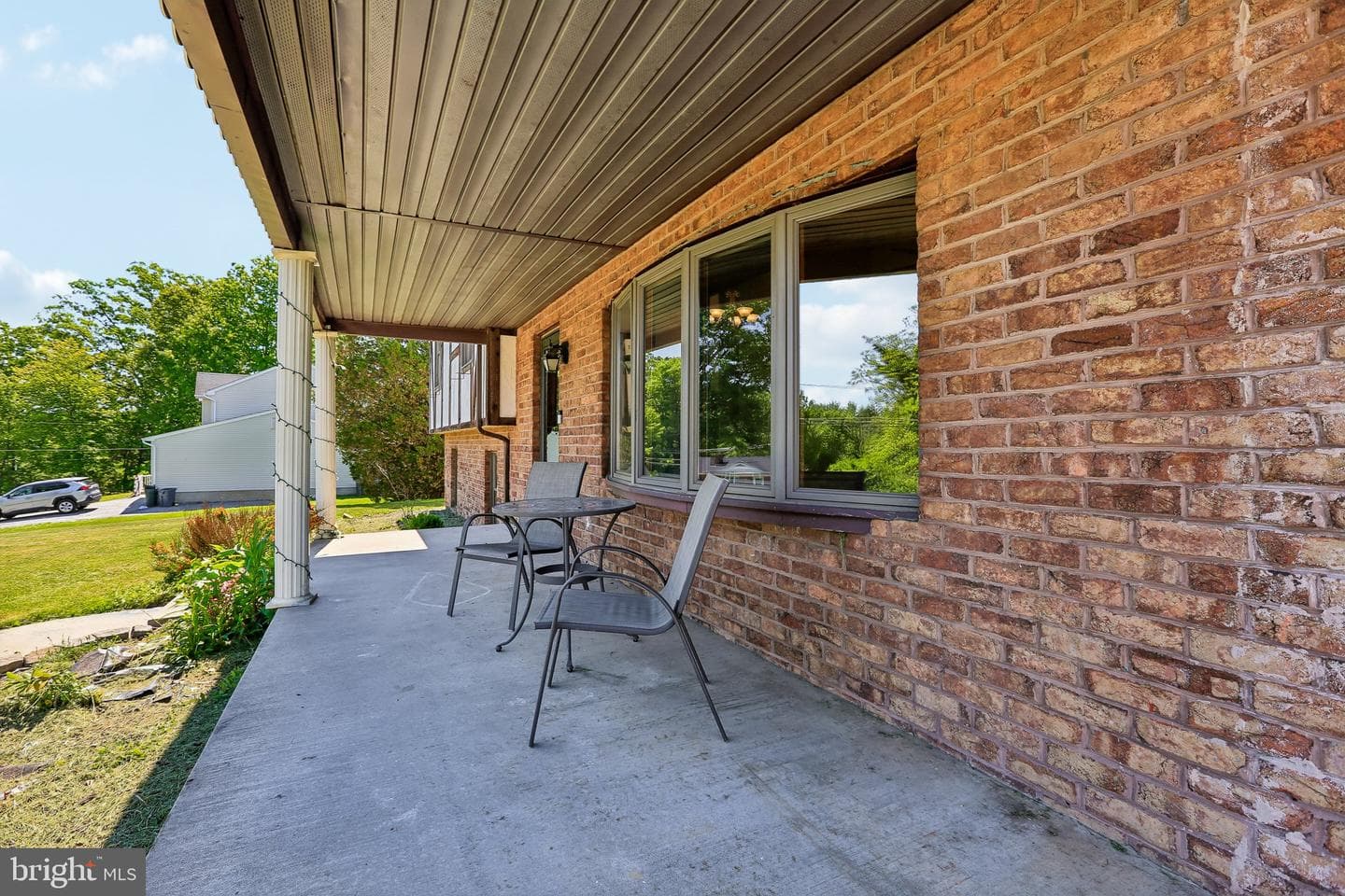 5509 East Avenue photo 4