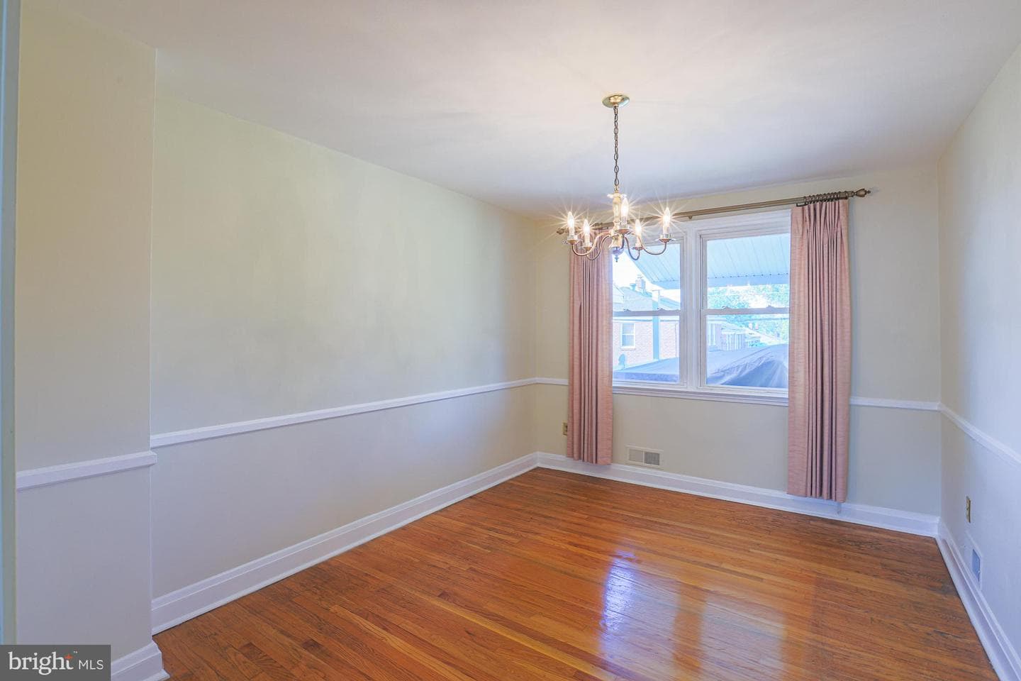 1765 White Oak Avenue photo 8
