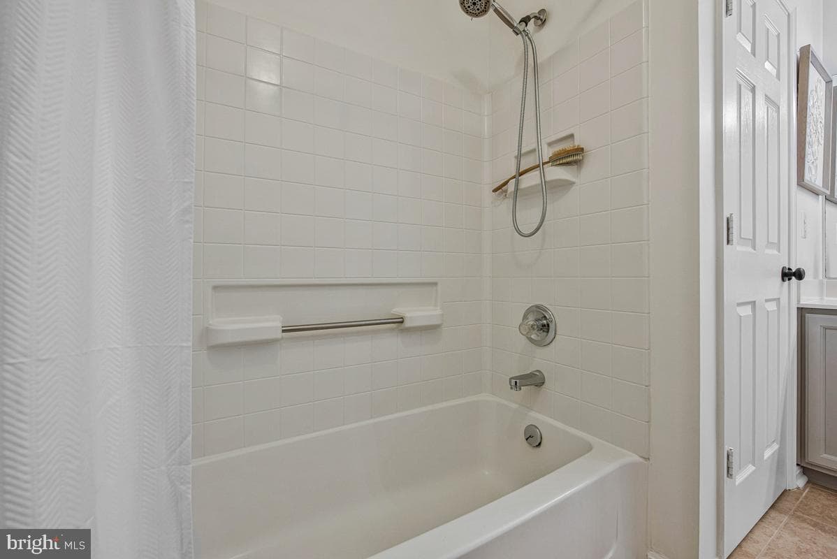 4427 Kentford Road photo 24