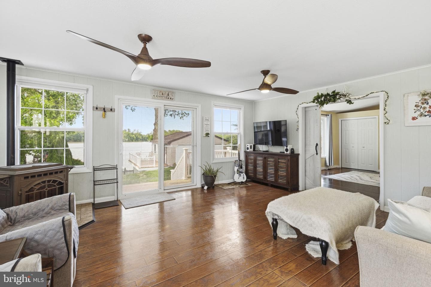 5907 Loreley Beach Road photo 17