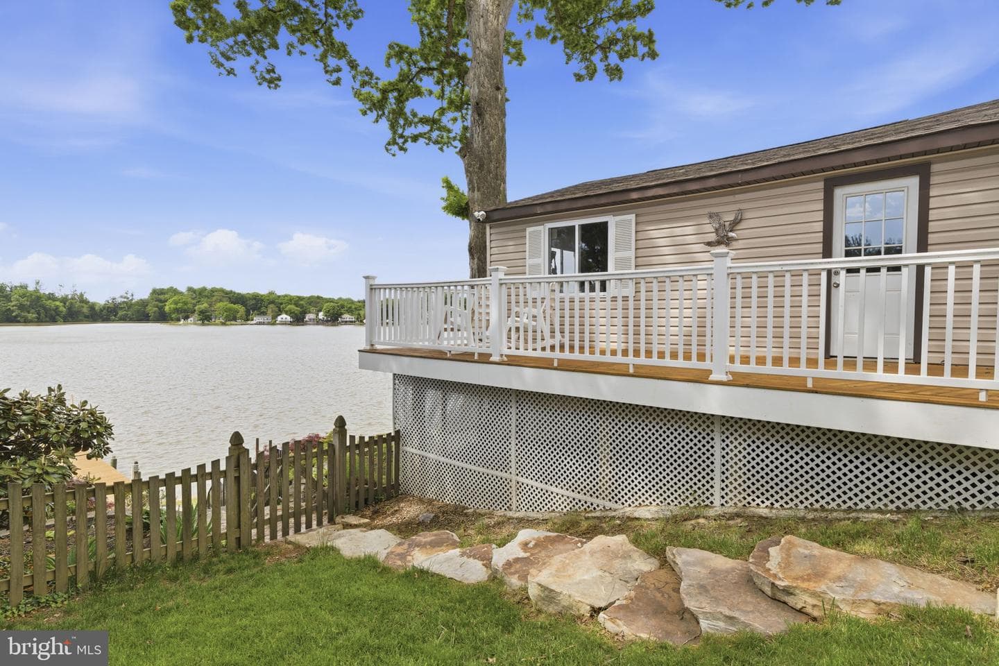 5907 Loreley Beach Road photo 47