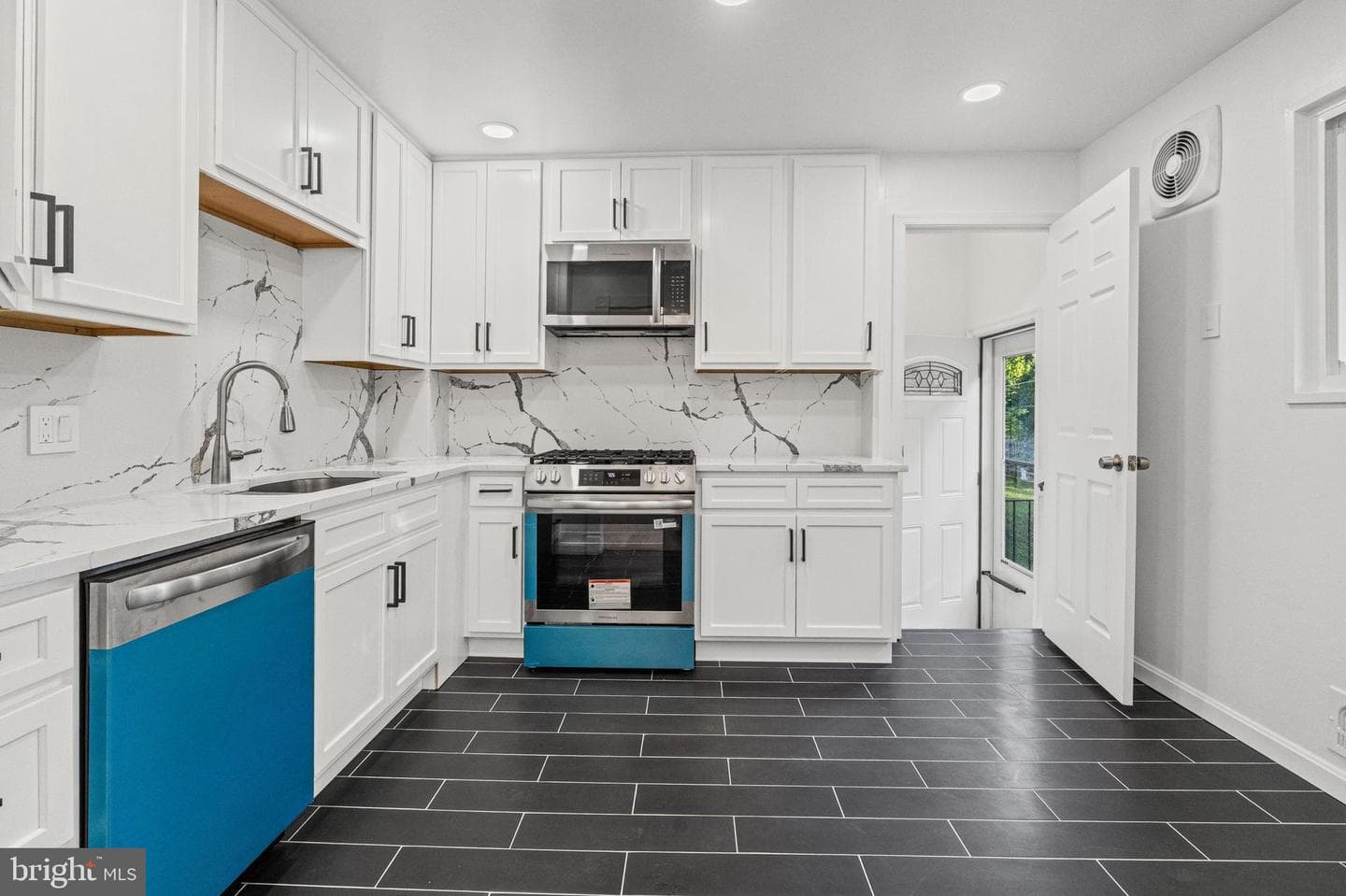 3311 Southgreen Road photo 9