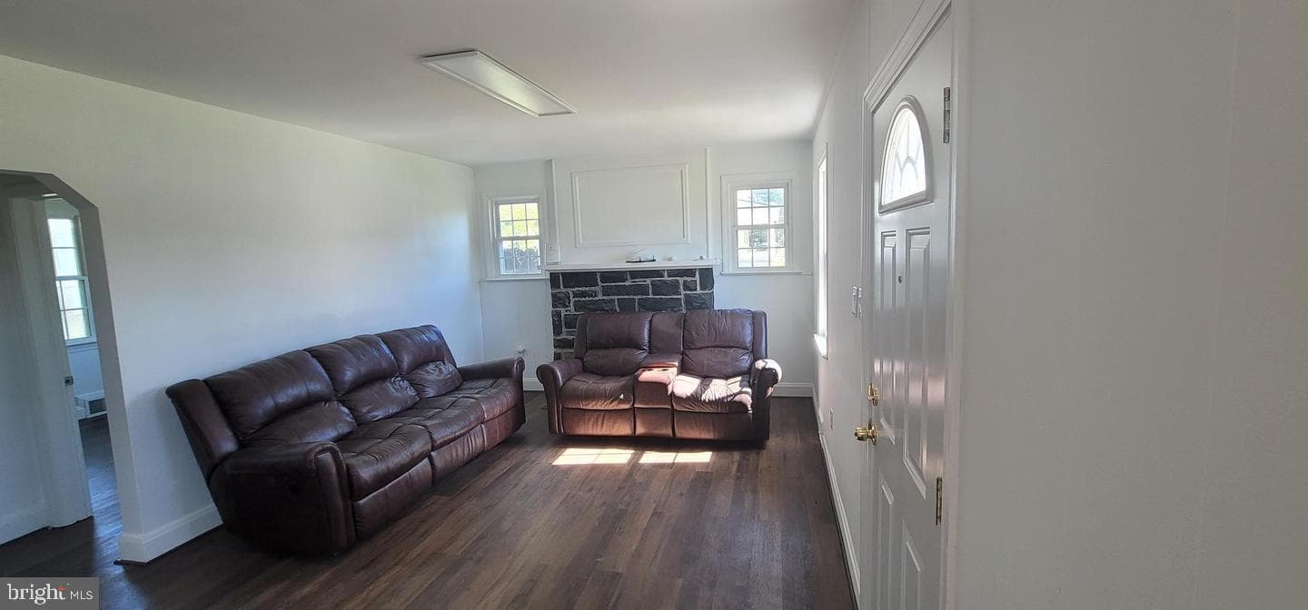 7130 Dogwood Road photo 2
