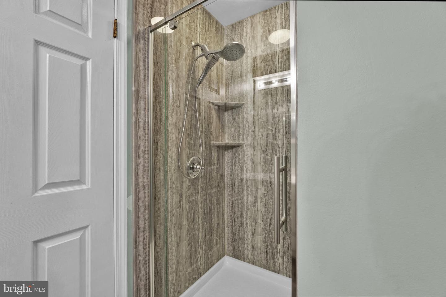 8008 Green Valley Lane photo 19