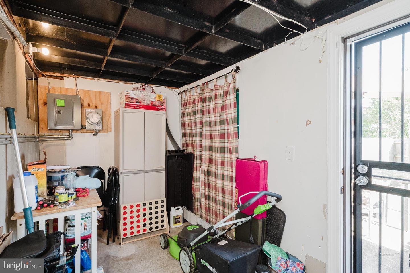 1363 Halstead Rd photo 37