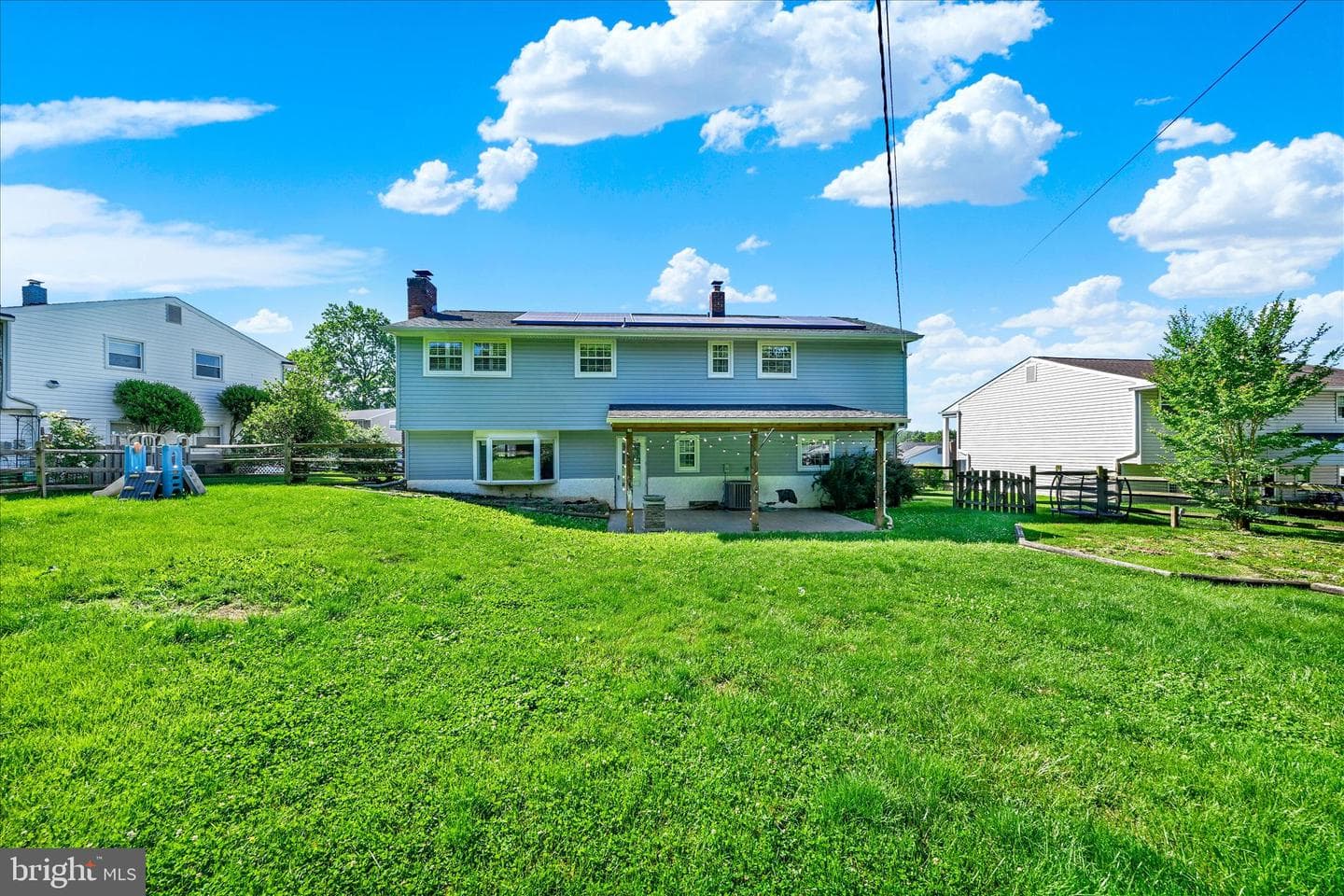 2104 Triandos Drive photo 24