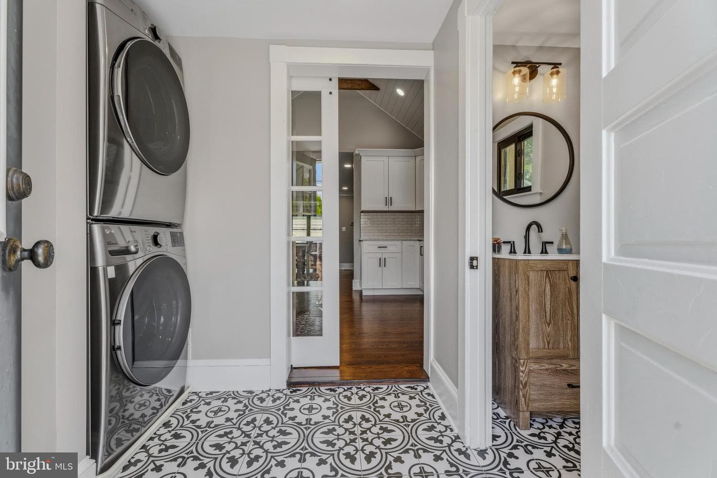 15 Cinder Road photo 14