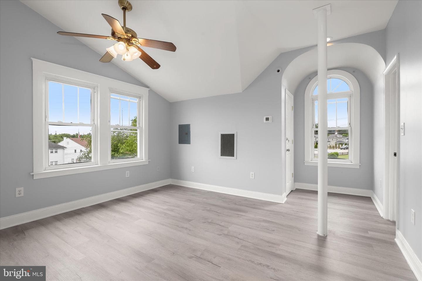 1337 Poplar Avenue photo 42