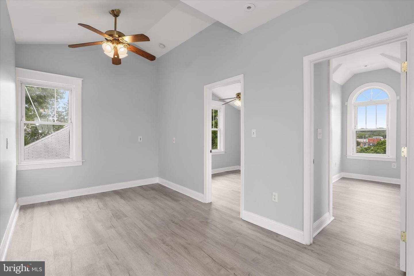 1337 Poplar Avenue photo 44
