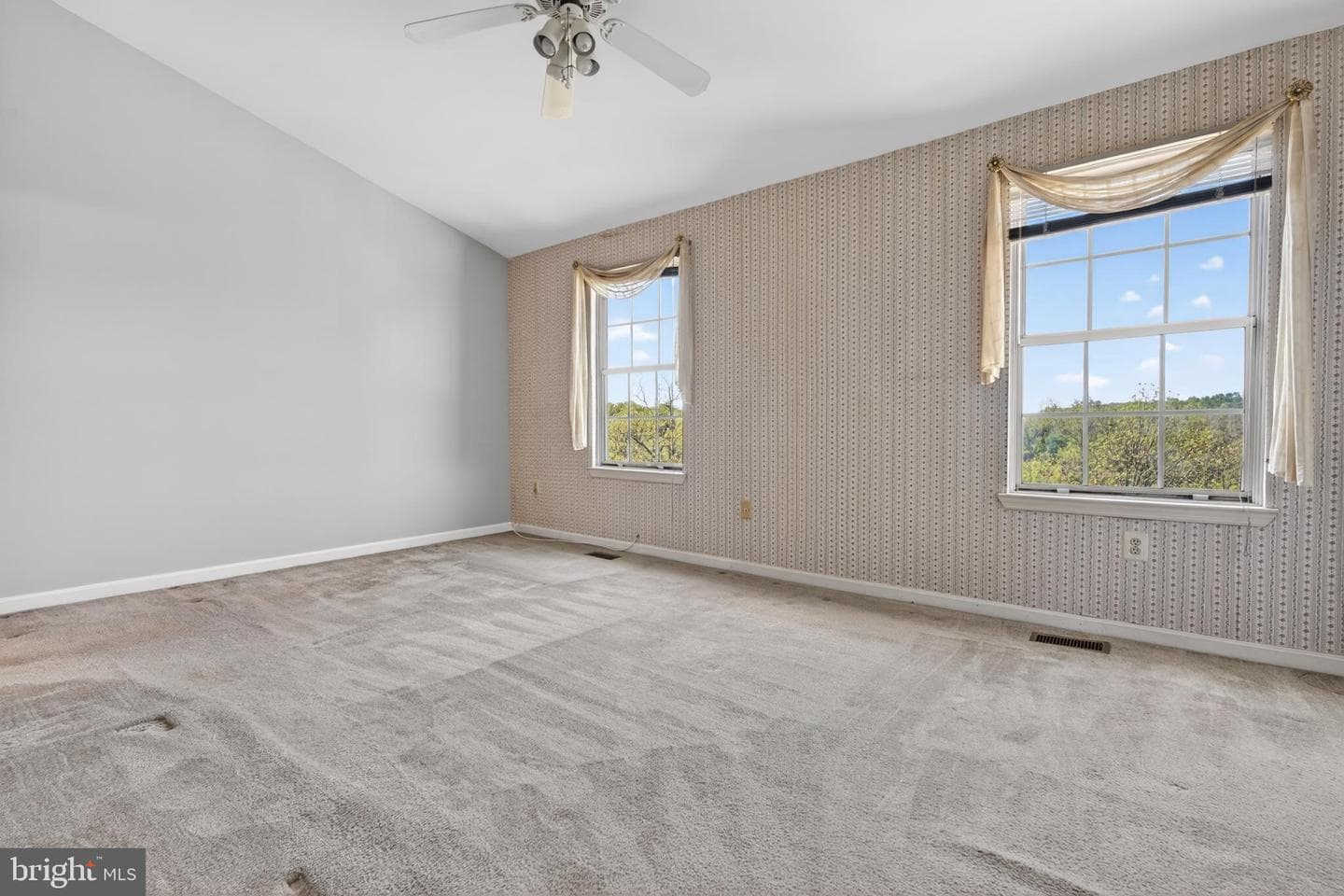 606 Marianne Lane photo 16