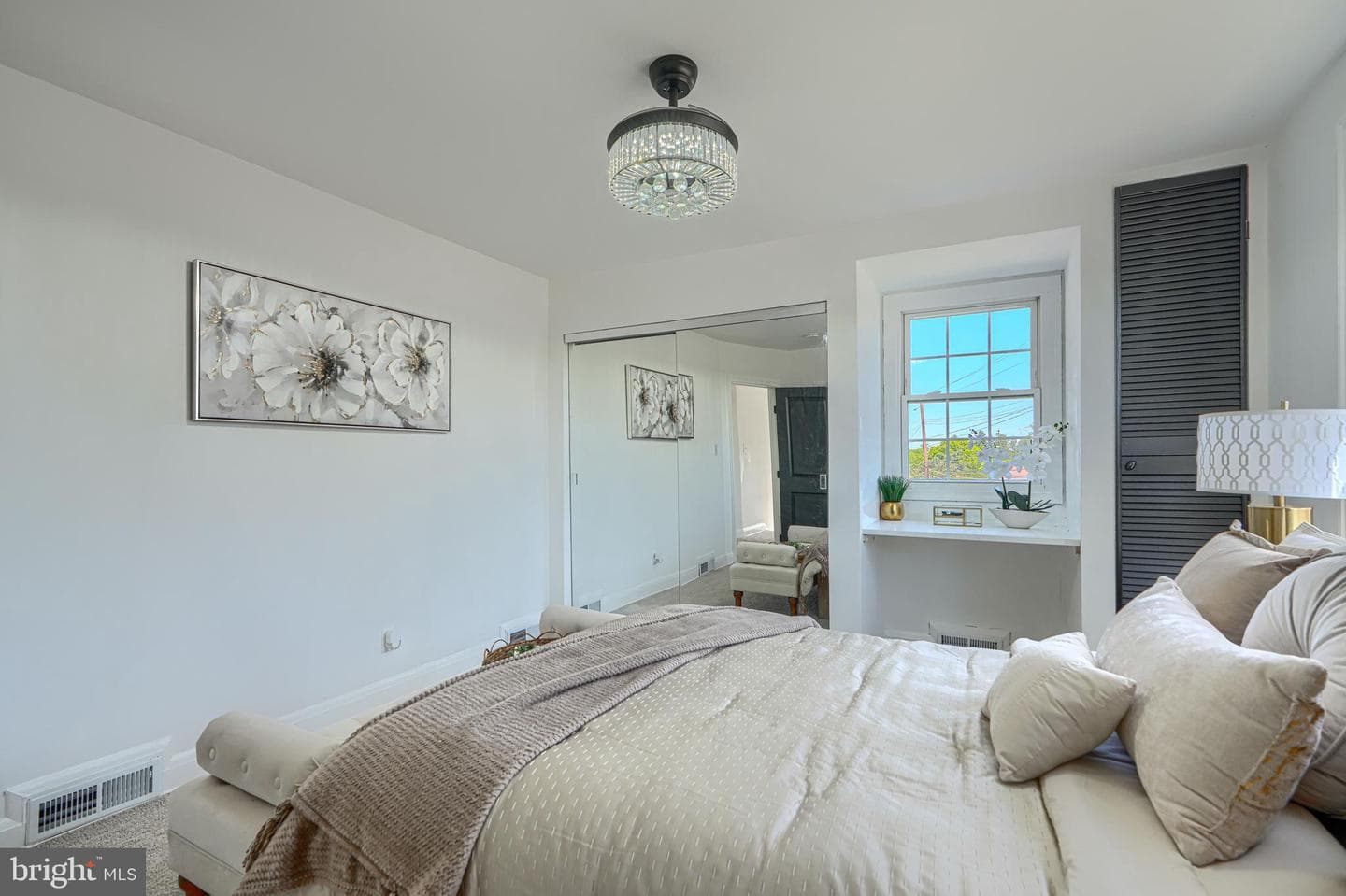 6415 Liberty Road photo 21