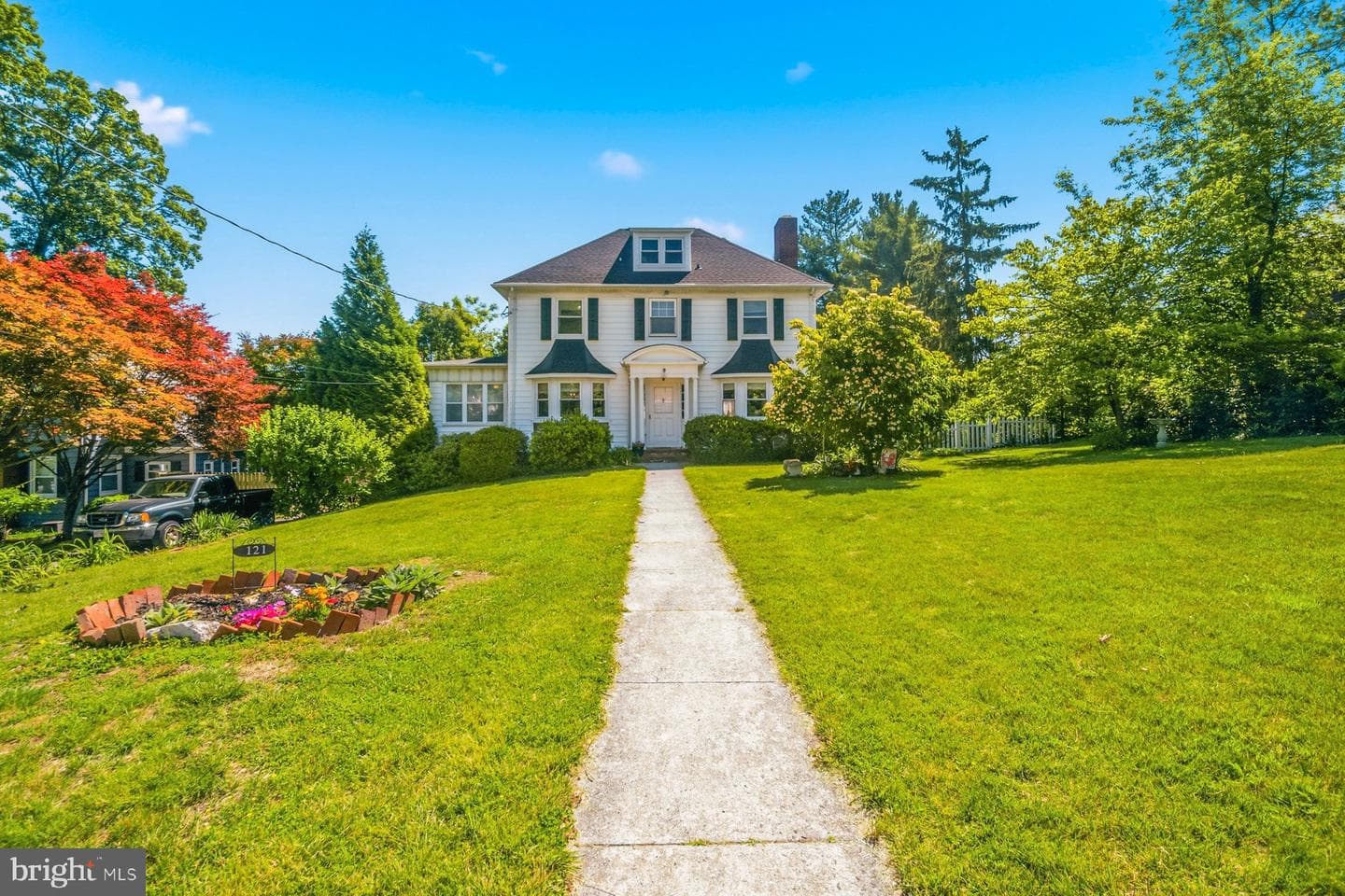 121 Forest Avenue