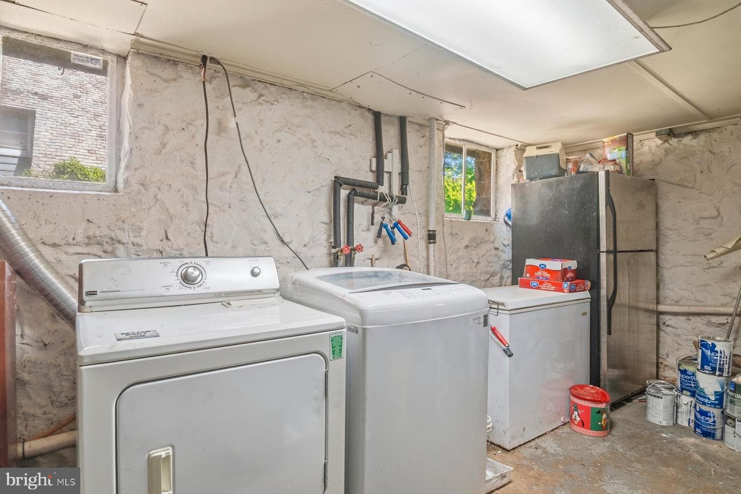 121 Forest Avenue photo 34