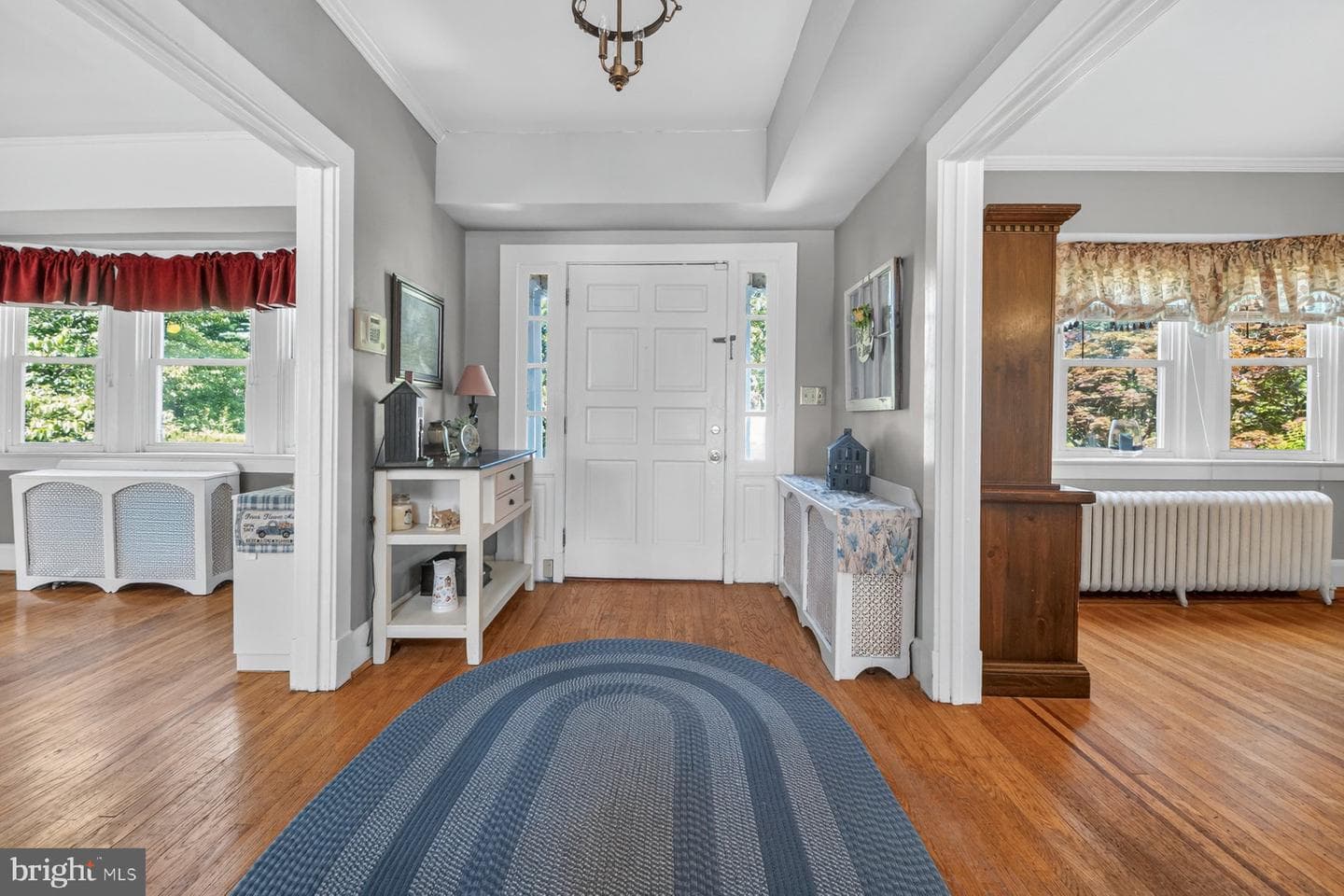 121 Forest Avenue photo 5