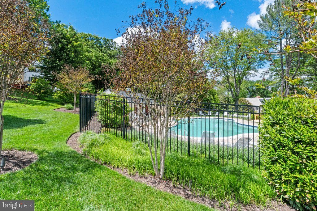 4 Hume Court #25 photo 54