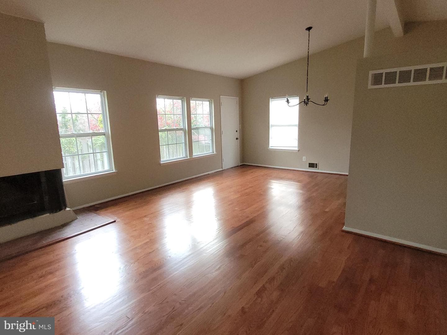 6805 Pimlico Drive photo 4