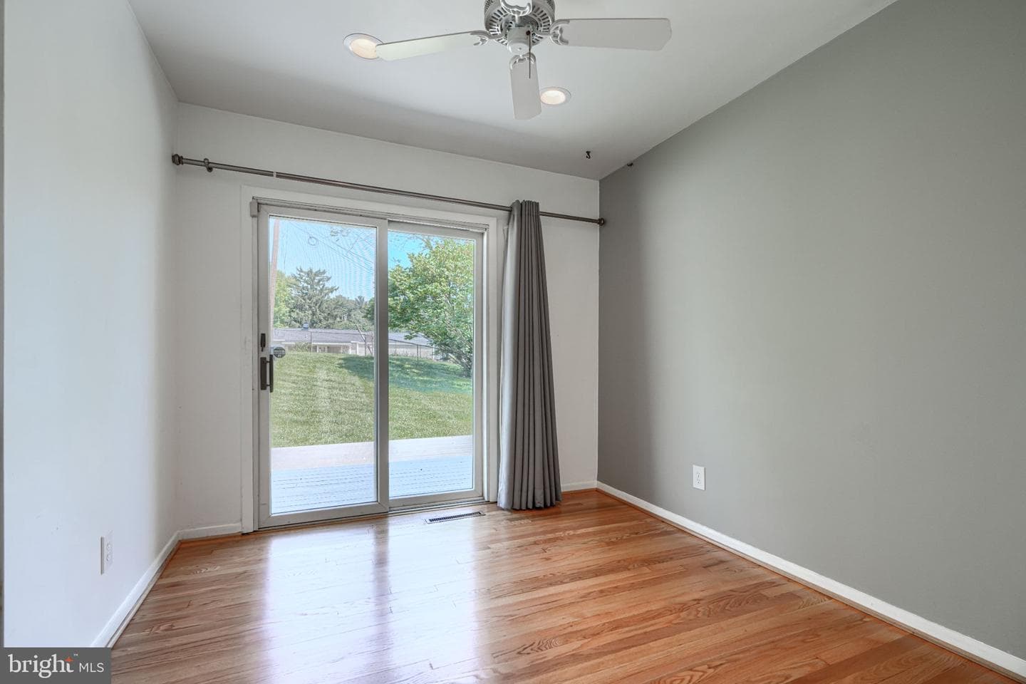 112 Conewood Avenue photo 13