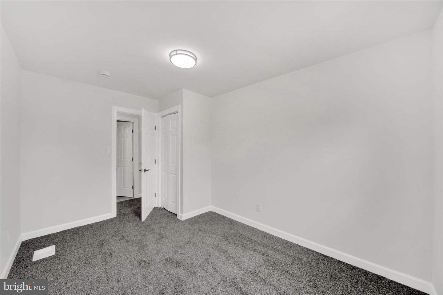 3808 Perryhurst Place photo 15