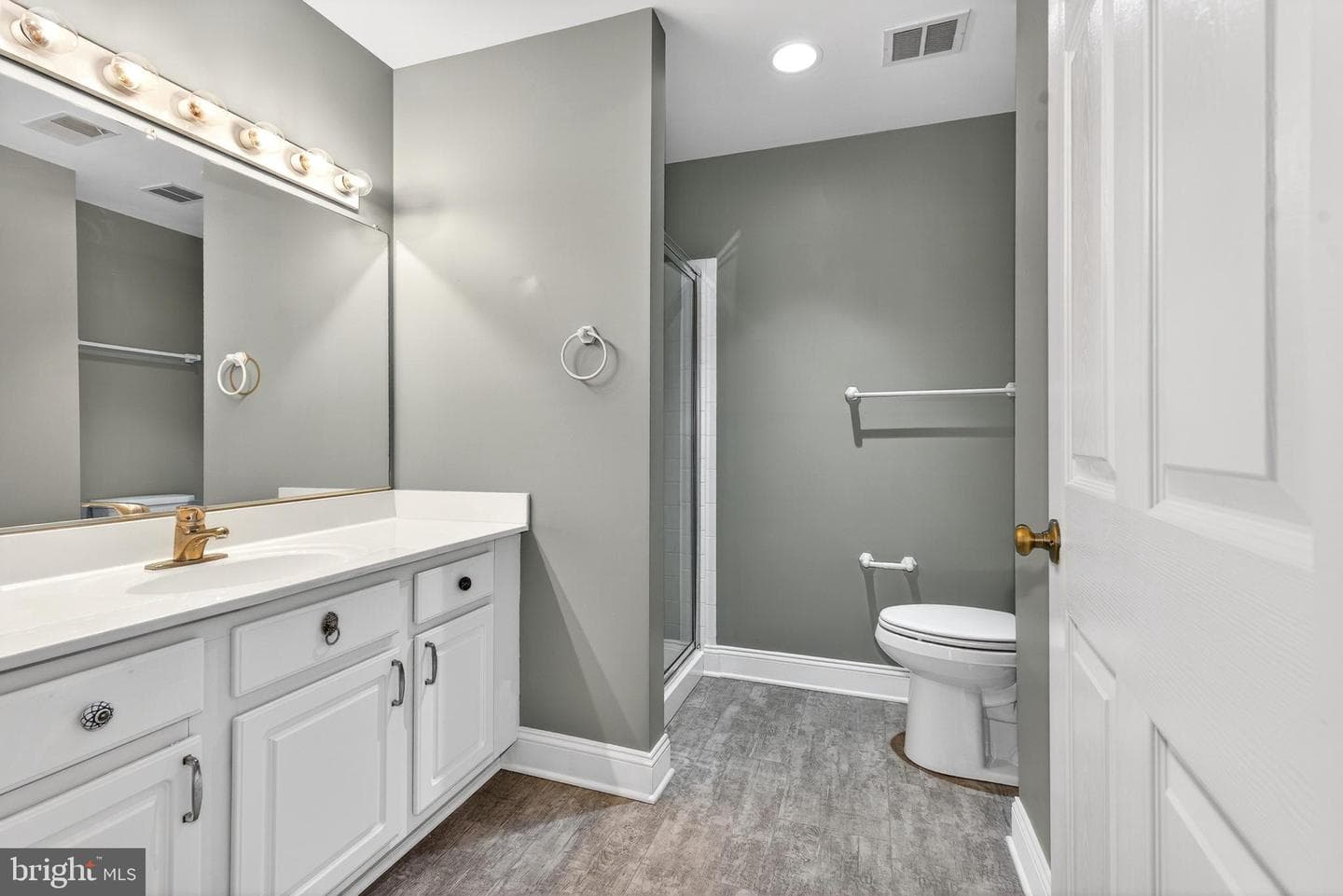 4500 Chaucer Way #101 photo 21