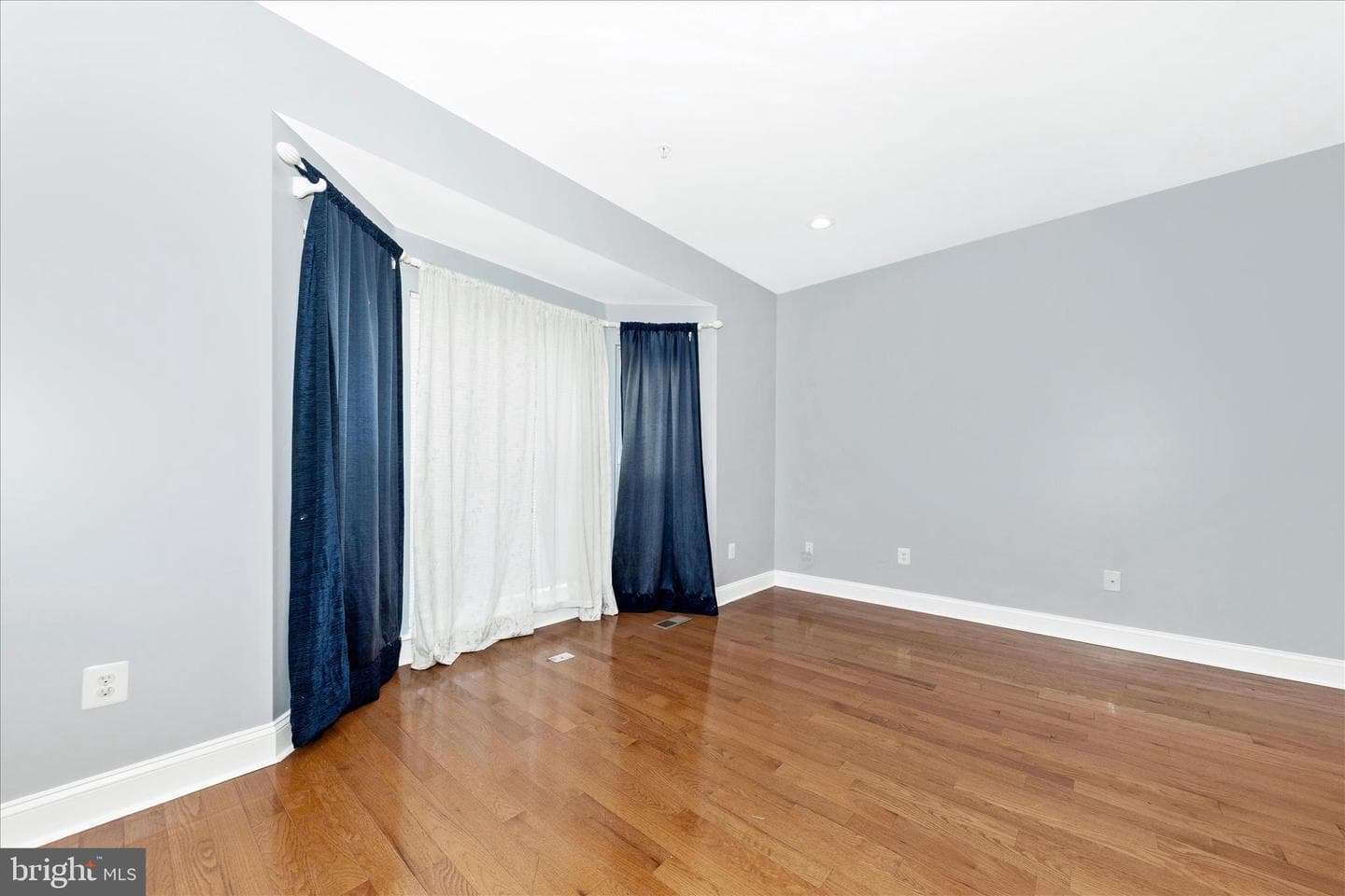 201 Arbor Vista Lane photo 4
