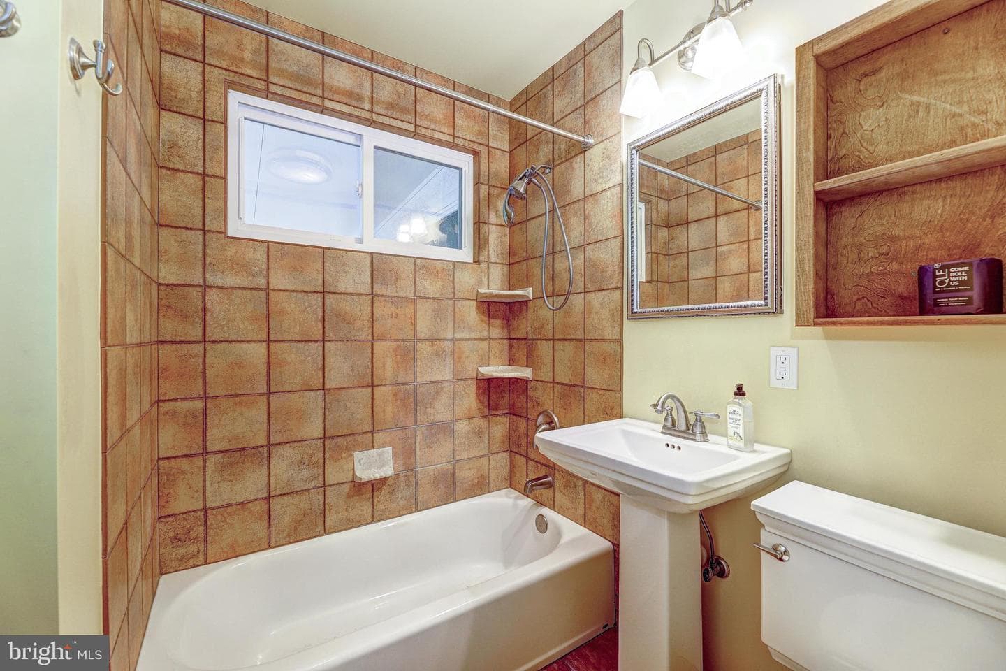 7500 Rocksham Drive photo 12
