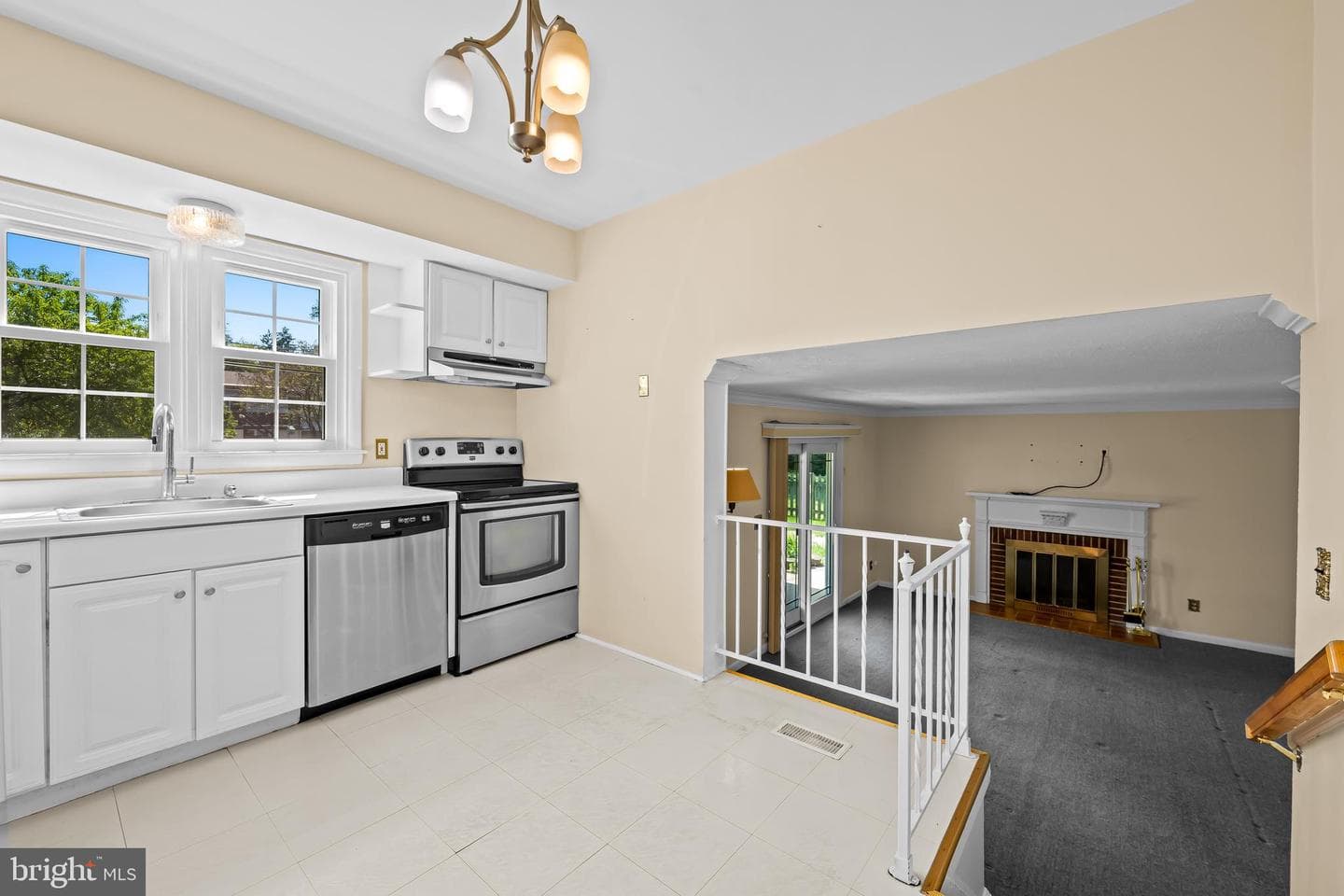 8407 Thornton Road photo 11