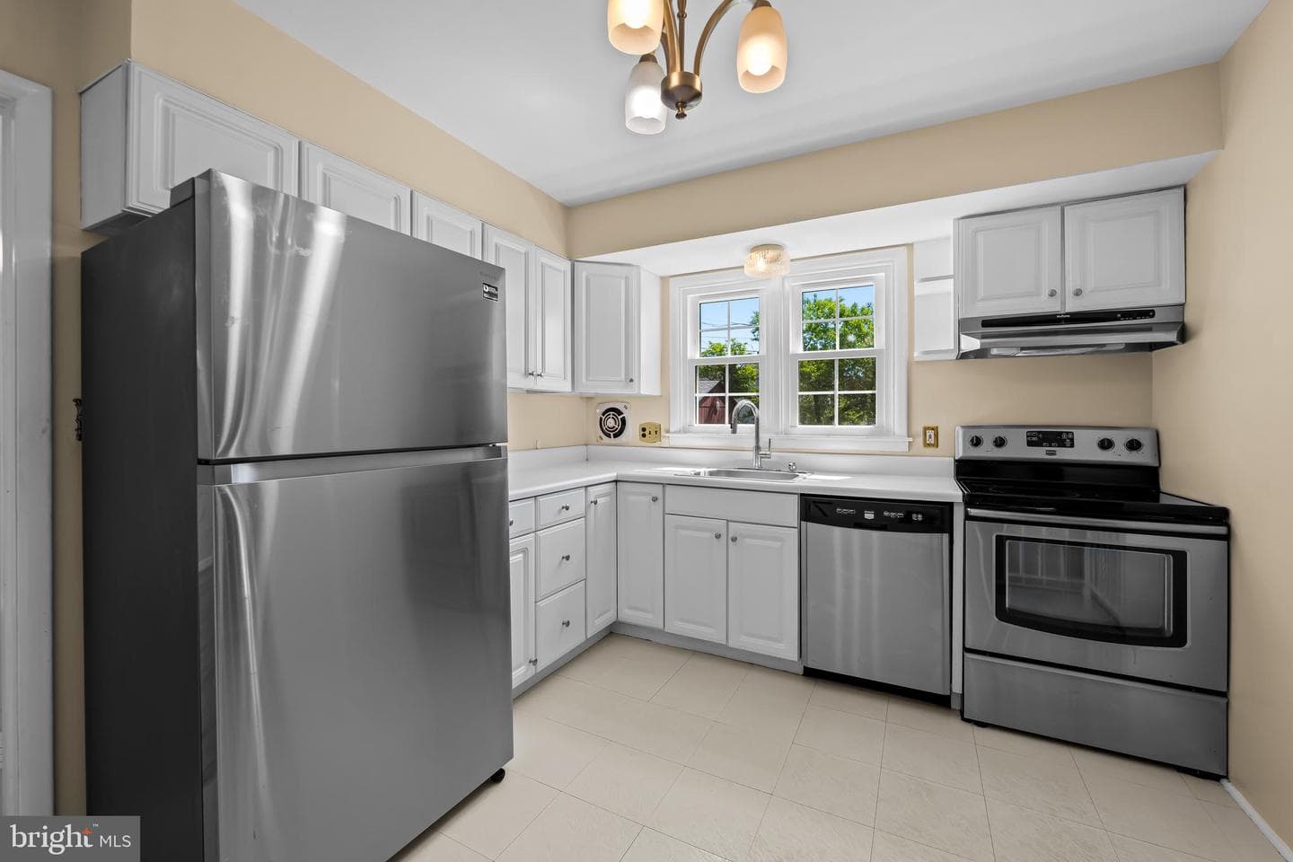 8407 Thornton Road photo 9