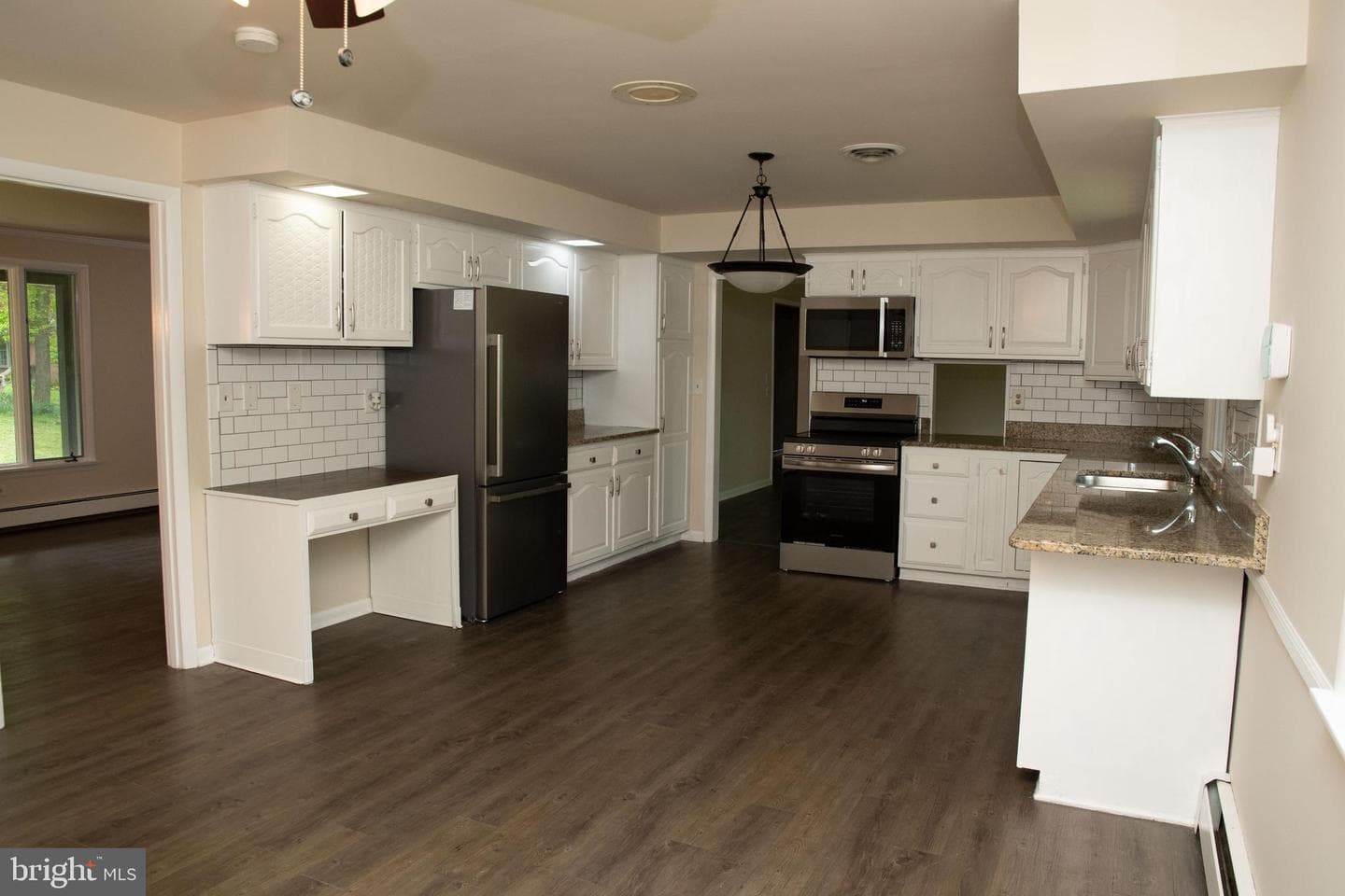 600 Earlton Court photo 22