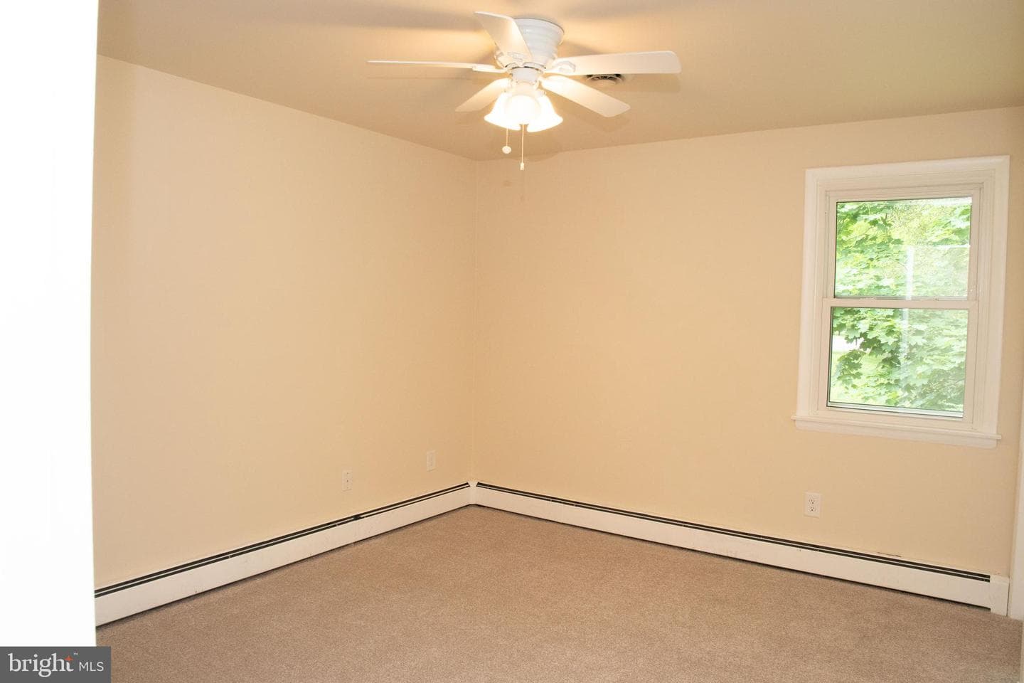 600 Earlton Court photo 38