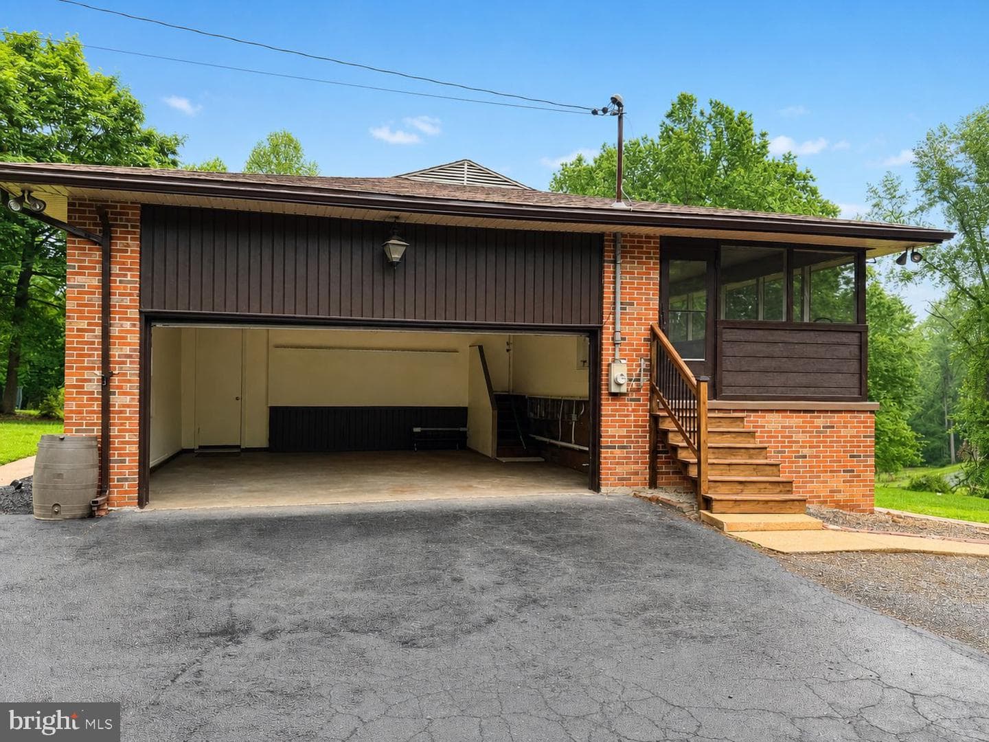 600 Earlton Court photo 6