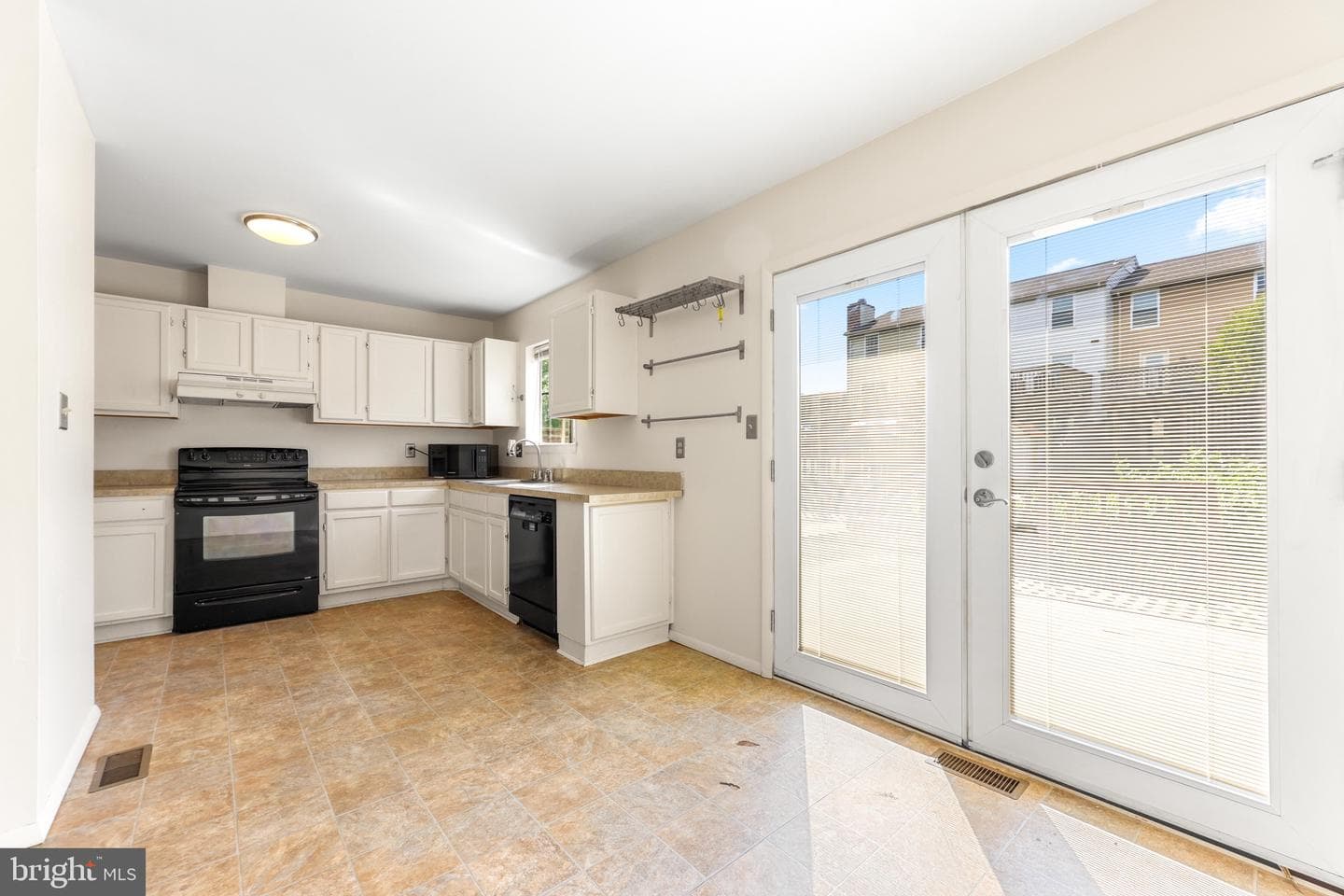 26 Clearlake Court photo 10