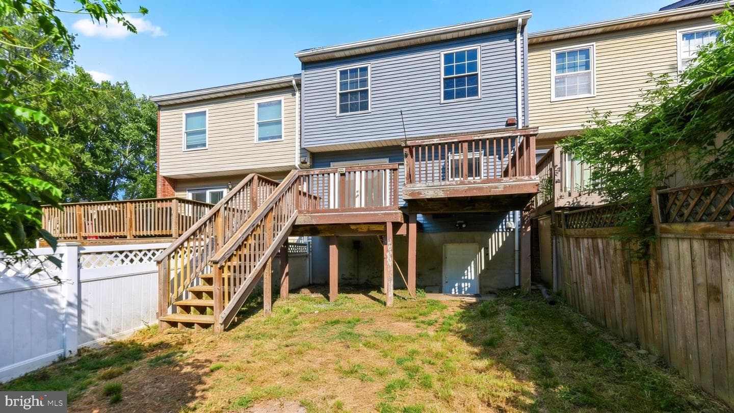 26 Clearlake Court photo 38