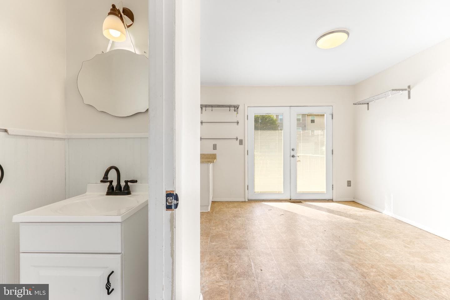 26 Clearlake Court photo 7