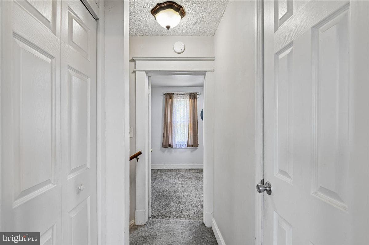 1817 Maxwell Ave photo 36