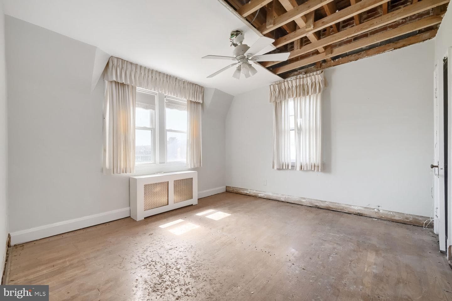 2411 Fairway photo 16