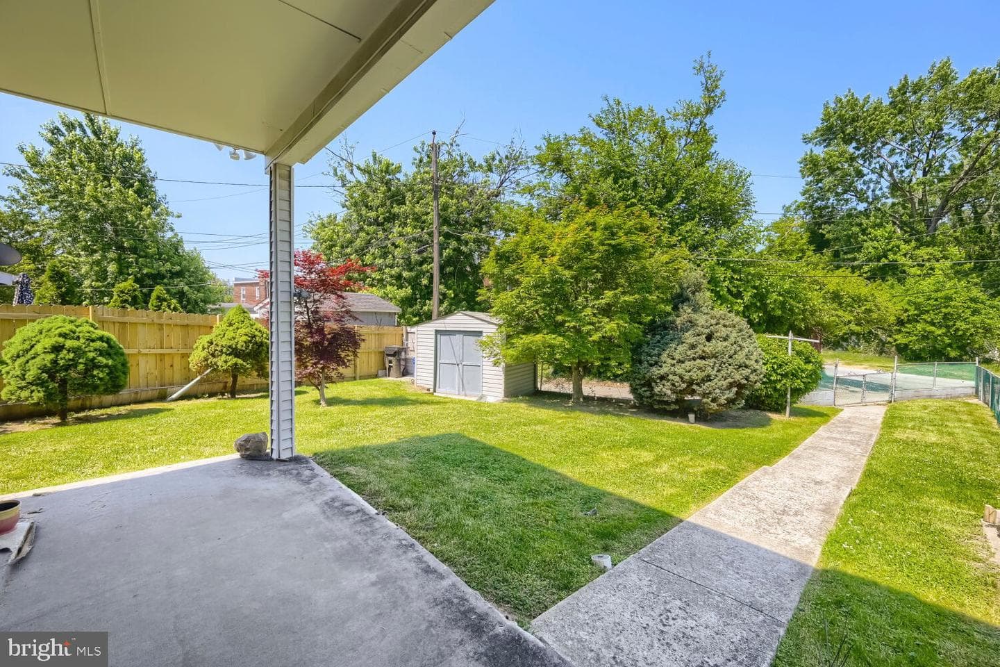2411 Fairway photo 27