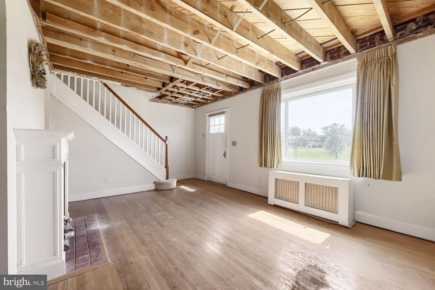 2411 Fairway photo 9