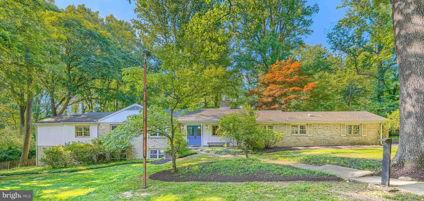 2 Kenmont Court, Owings Mills