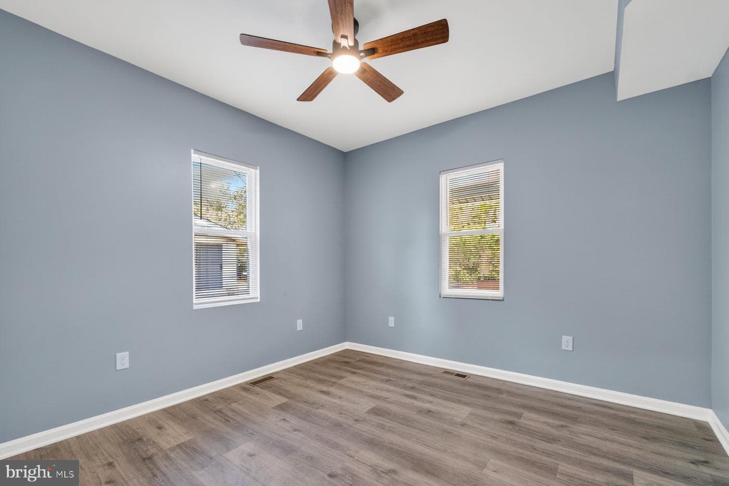 5546 Selma Avenue photo 14