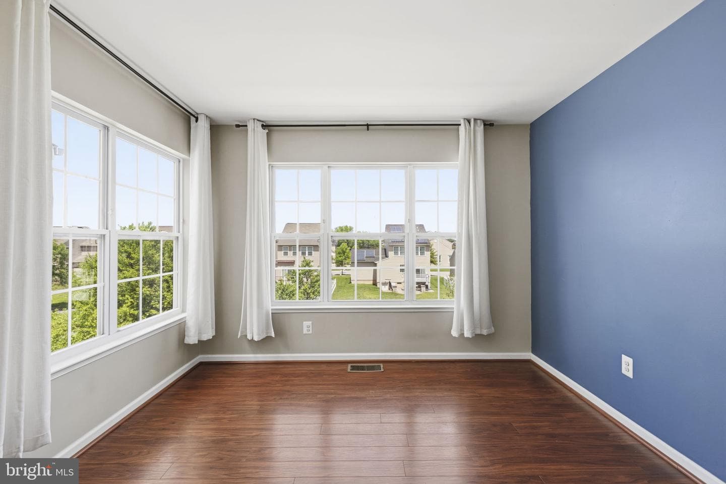 8441 Stansbury Lake Drive photo 31