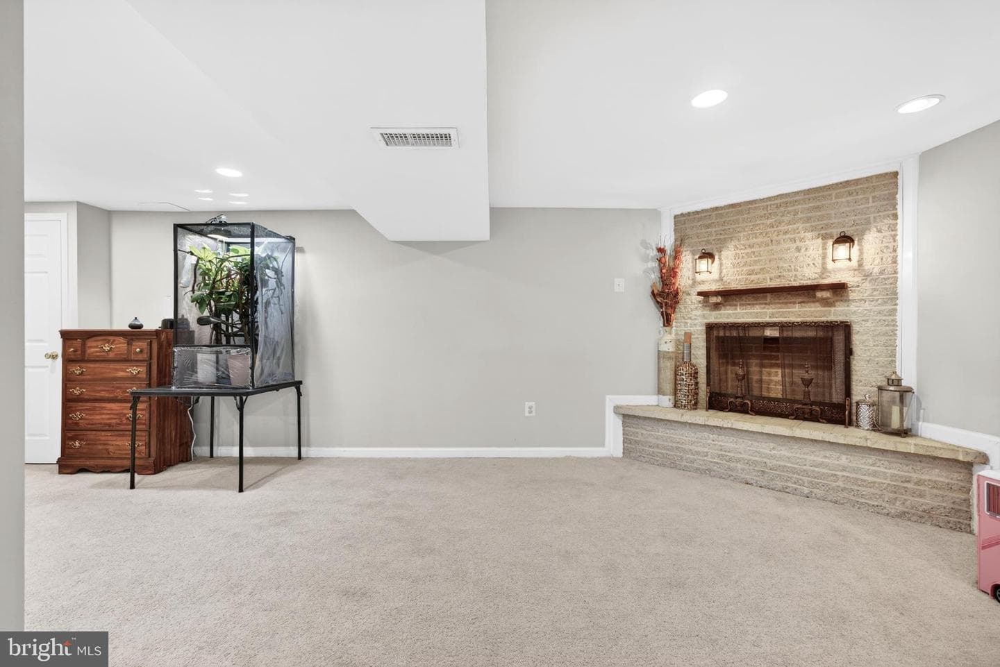 315 Osborne Avenue photo 33